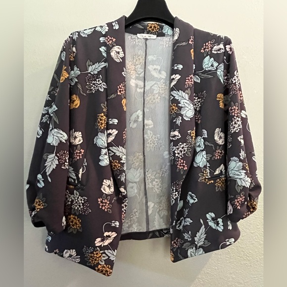 Floral Open-Front Women's Jacket - Picture 1 of 5